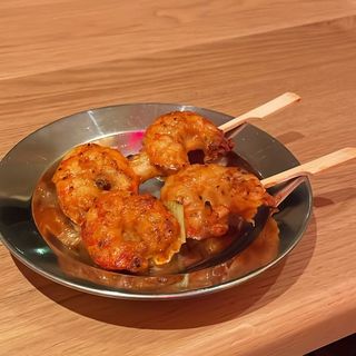 Spiedino di gamberi laccati