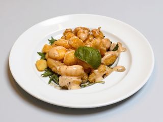 Gnocchi fritti con crema cacio e pepe