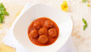 Polpettine di controfiletto di manzo al sugo