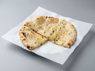 Cheese naan