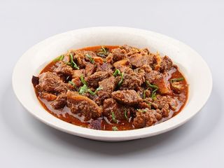 Mutton o beef curry