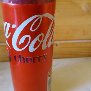 Coca cola cherry