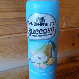 Successo peraltro banane ananas