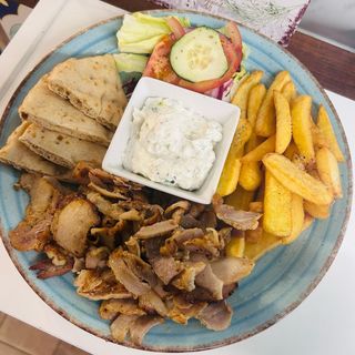 36. Special pita ghiros