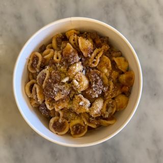 Salsiccia e funghi cardoncelli