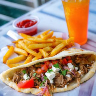 Menù pita con patatine fritte