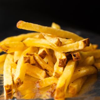 Patatine fresche fritte