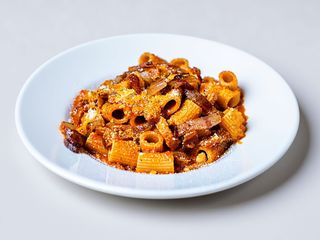 Amatriciana mezza manica