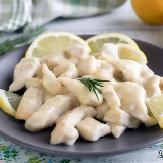 152 Pollo alle mandorle