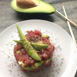 24 Tris di tartare salmone, tonno, branzino