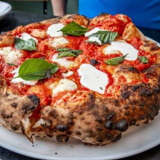 Philadelphia Pizza Familiare