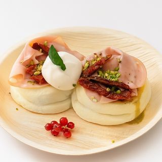 Panfuwa Mortadella e Burrata
