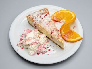 CHEESE CAKE