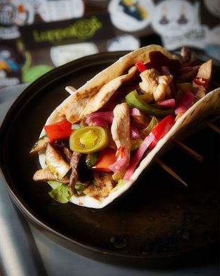 Tortilla di pollo e manzo