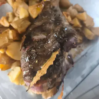 Cosciotto di Tacchino con Patate