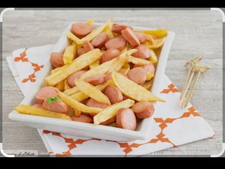 Patatine fritte e wurstel
