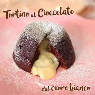 tortino al cioccolato con cioccolato fondente e bianco