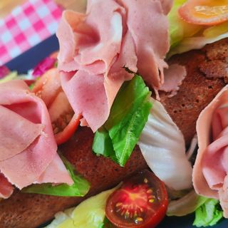 Crea la TUA crêpes SALATA