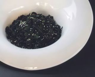 31 Wakame salad