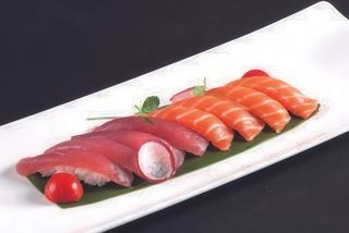72 Sushi sake maguro
