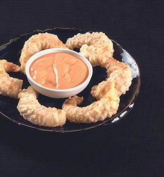 179 Gambero fritto e salsa rosa