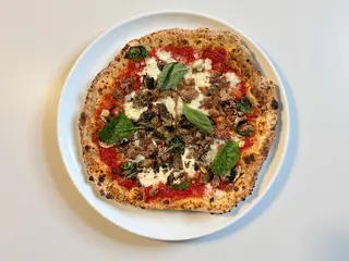 Salsiccia e Funghi