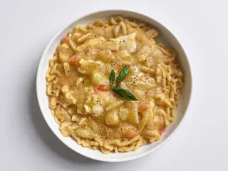 Pasta patate e provola 
