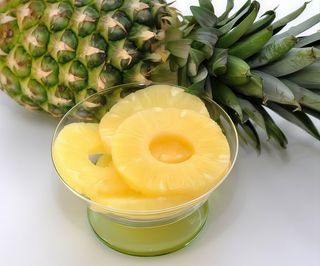 Ananas al naturale