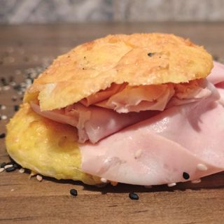 2 Keto Panini Boliviani Mortadella e Pistacchio 2pz