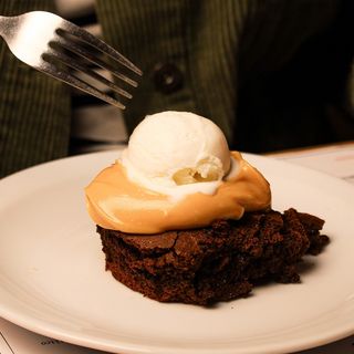 Peanuts Butter & Chocolate Brownie