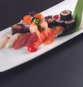 71 Sushi medio