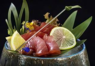 63 Sashimi tonno 12 pezzi