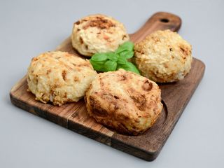 Frittatina con salsiccia e friarielli