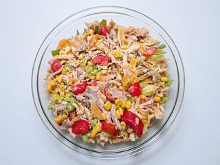 Insalata di pollo fresca 