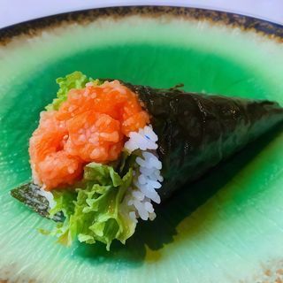 Temaki spicy sake