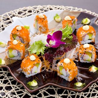 236. Uramaki california 4 pezzi