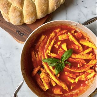 Uovo trippato al sugo