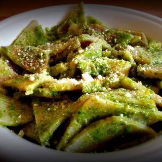 Testaroli al pesto genovese