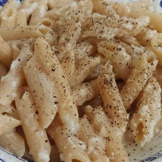 Penne cacio e pepe