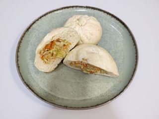 008*Baozi vegetariani 2 pezzi