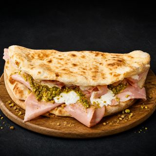 Calzone Pistacchioso
