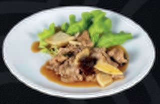 Manzo con funghi e bambù
