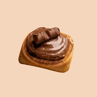 CINNAMON ROLL AL KINDER BUENO SCURO