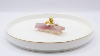 220. Nigiri maguro flame cipolla fritti - 2 pezzi