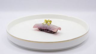 232. Nigiri maguro nero flame pistacchio - 2 pezzi