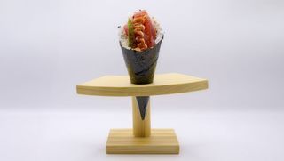 574. Temaki spicy tuna - 1 pezzo