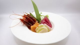 605. Sashimi royal 15pz