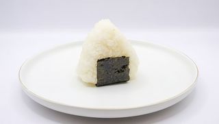 583. Onigiri gamberi fritti