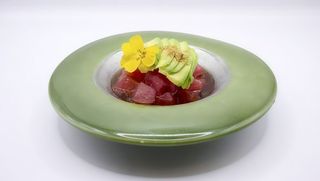 624. Tartare maguro gold
