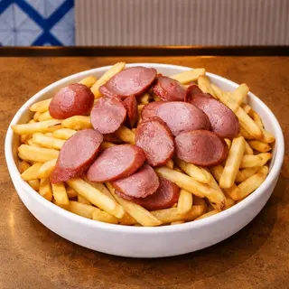 Patatine fritte con würstel